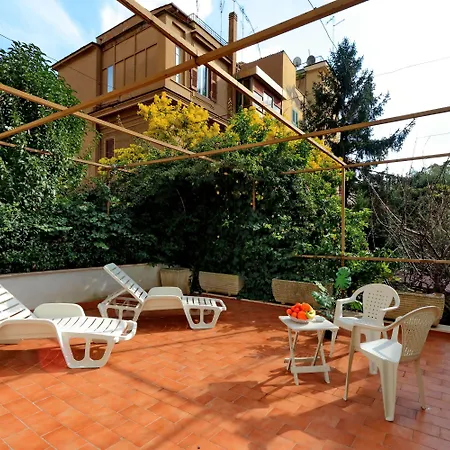 I Pini Di - & Bed & Breakfast Rome