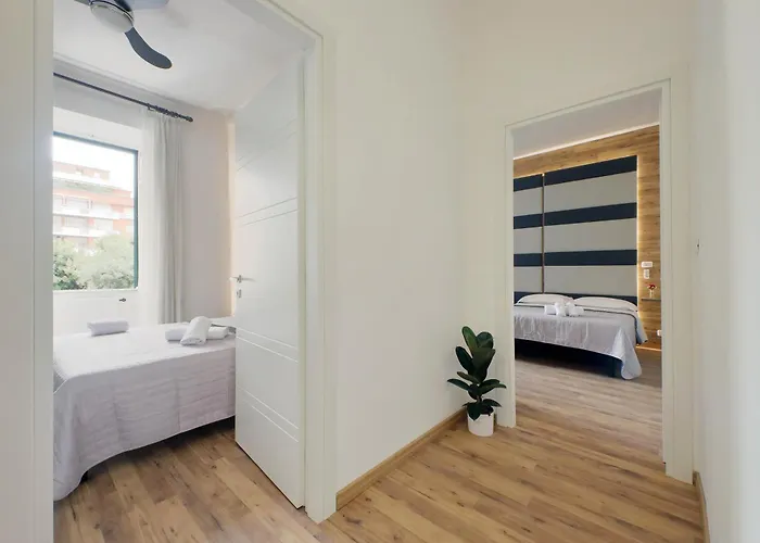 I Pini Di - & 2* Roma